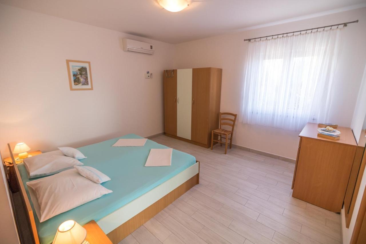 Katarina Apartments Rab Town Exterior foto